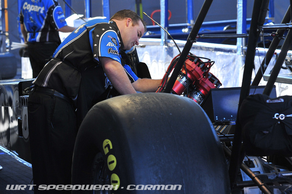 MG_10-8-10_LLC_NHRA-36